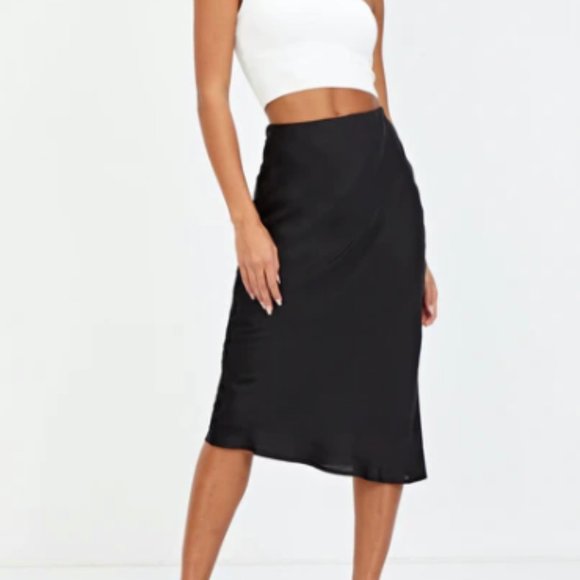 Vintage Midi Skirt Black Size Medium Silky Satin